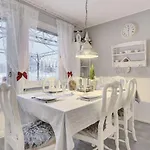 Red House Arctic Circle Apartament Rovaniemi