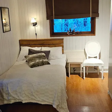 Huoneisto Red House Arctic Circle *