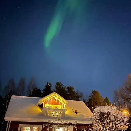 Red House Arctic Circle * 로바니에미