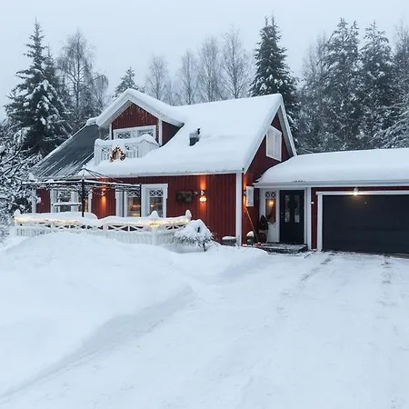 Red House Arctic Circle Apartamento