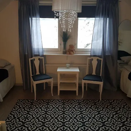 Huoneisto Red House Arctic Circle Rovaniemi