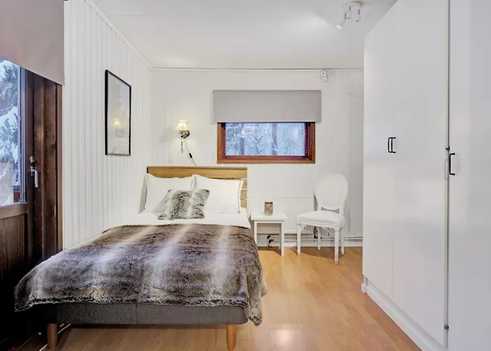 Red House Arctic Circle Апартаменты