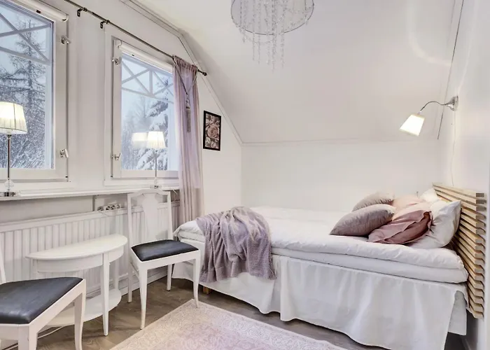 Red House Arctic Circle Апартаменты